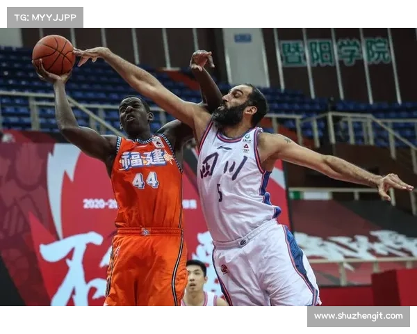 哈达迪坚持不退役的深层原因解析及其背后体现的职业精神